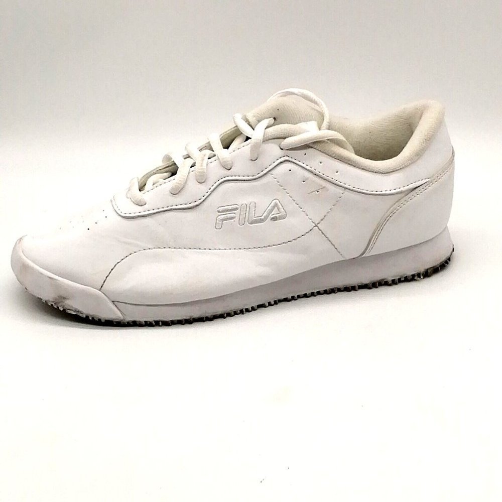 Fila Womens Sneaker White Lace Up‎ Flat Heel Round Toe Cushioned Insole Sz 9 M